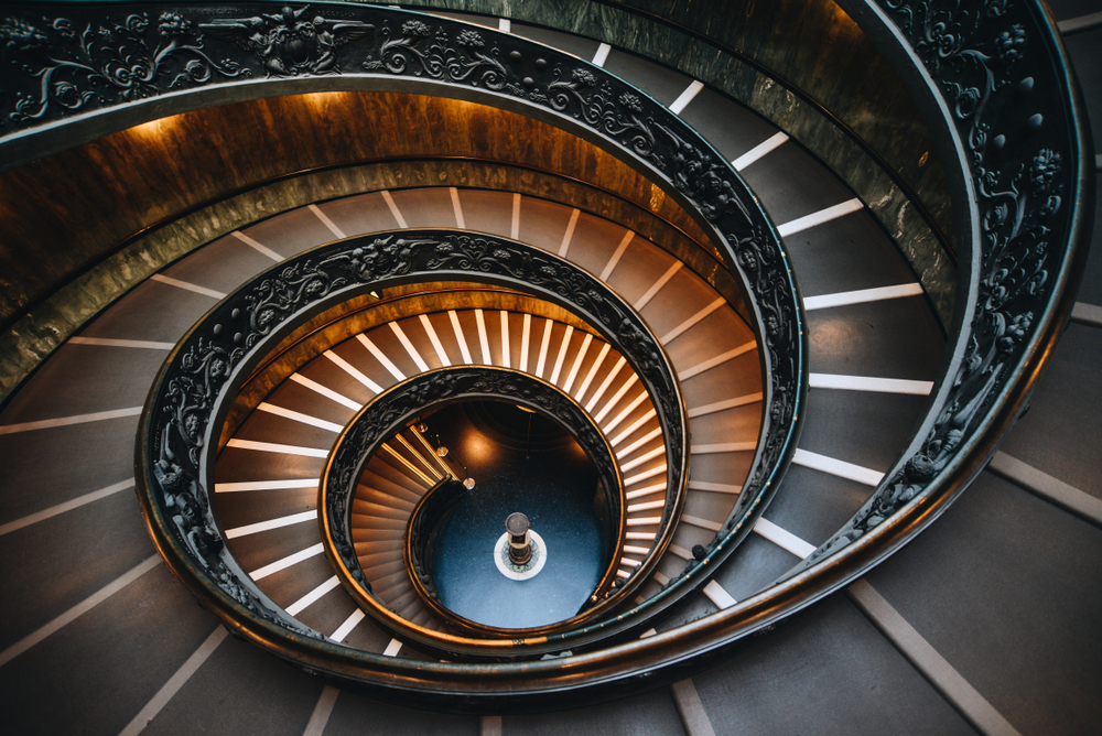 The Beauty And Grace Of Art Deco Design