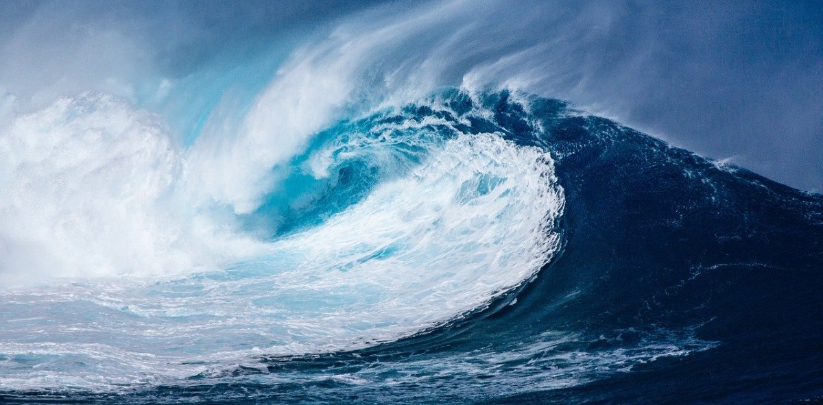 Giant Wave Attempted By Professional Surfers